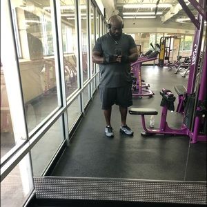 Meet your Posher, Arvis